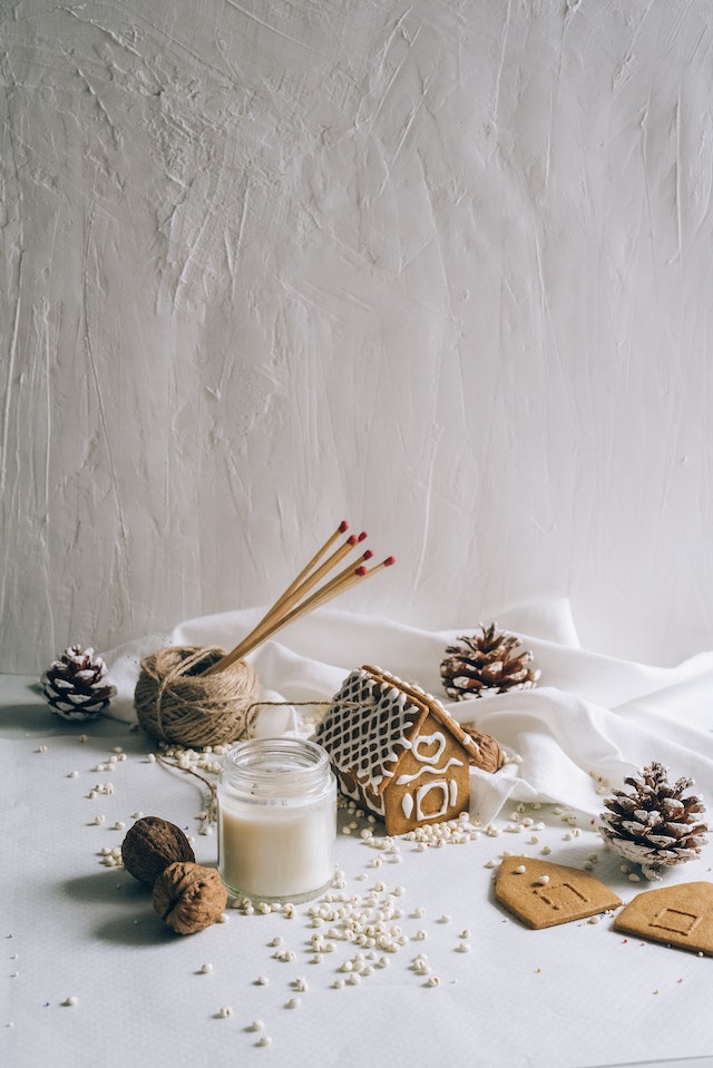 Haal de pracht van Kerstmis in huis met Kunstkerstboompunt.nl: Een betoverende collectie kunstkerstbomen