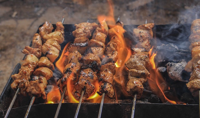 Weber is een van de meest populaire merken als het gaat om barbecues en andere buitenkookapparatuur